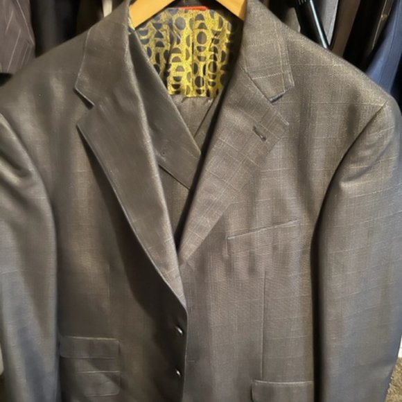 Men's Suits